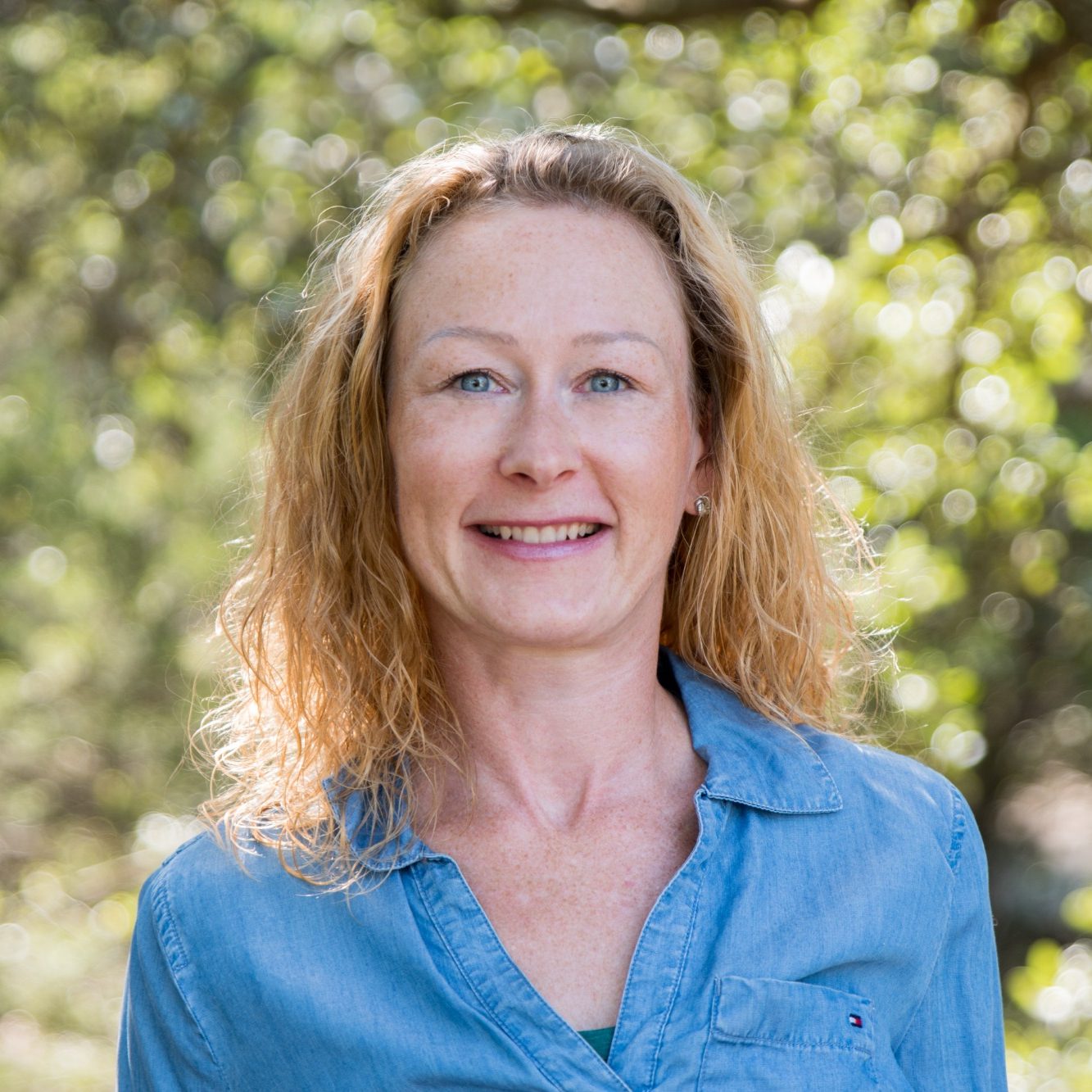 Sandra Zeps, online Holistic Health Coach in der Natur, ganzheitliche Gesundheit, Autoimmunerkrankungen